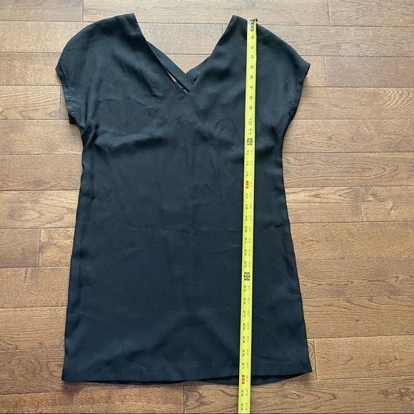 ✨50% OFF✨ Dynamite Dress - Picture 11 of 11